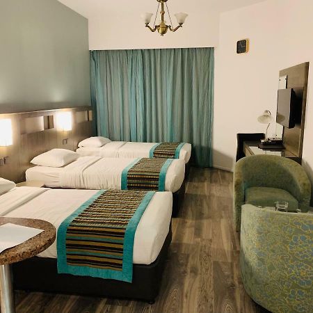 Florida City Hotel Apartments Dubai Exterior foto