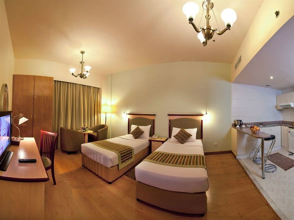 Florida City Hotel Apartments Dubai Exterior foto