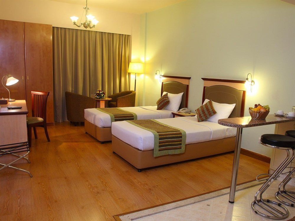 Florida City Hotel Apartments Dubai Exterior foto