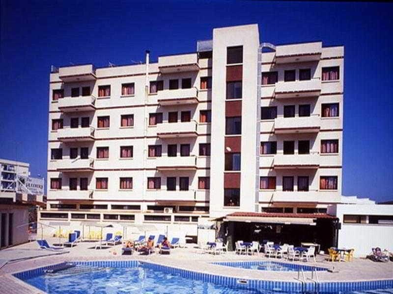 Florida City Hotel Apartments Dubai Exterior foto